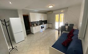 Malu'S House
